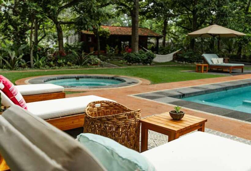 La Paranera Hotel & Relax