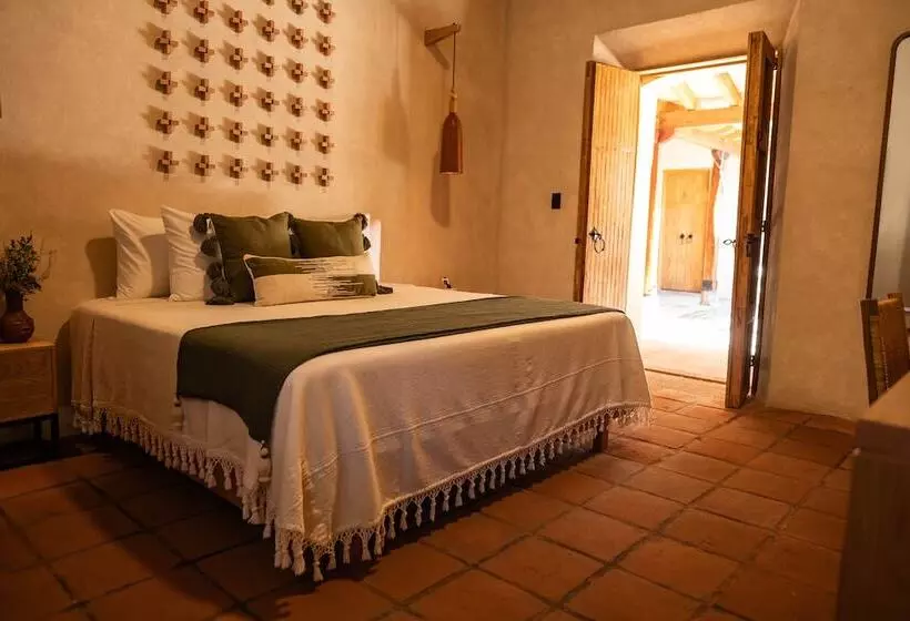 La Paranera Hotel & Relax