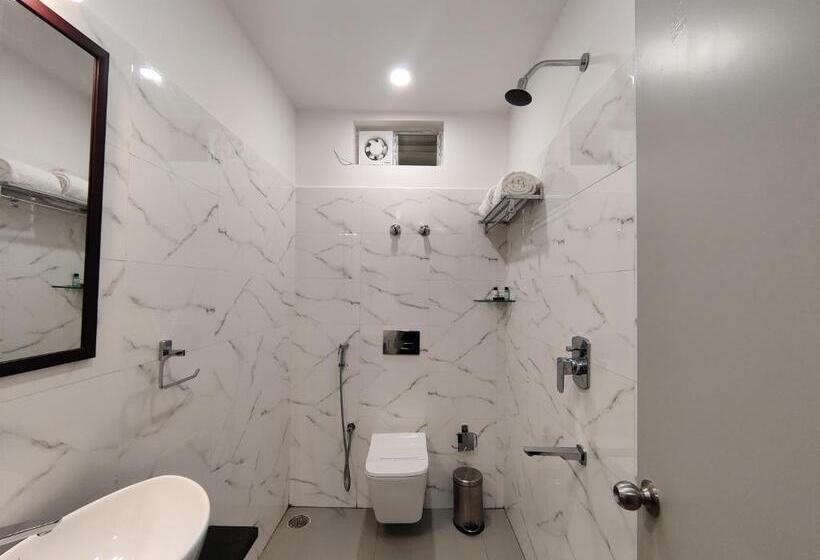 Park Iris Hotels, Bharathi Nagar