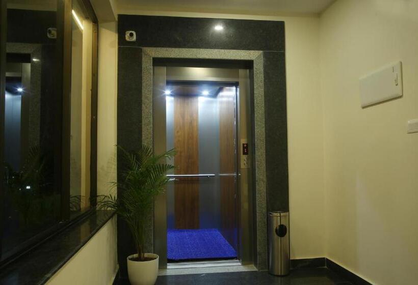 Park Iris Hotels, Bharathi Nagar