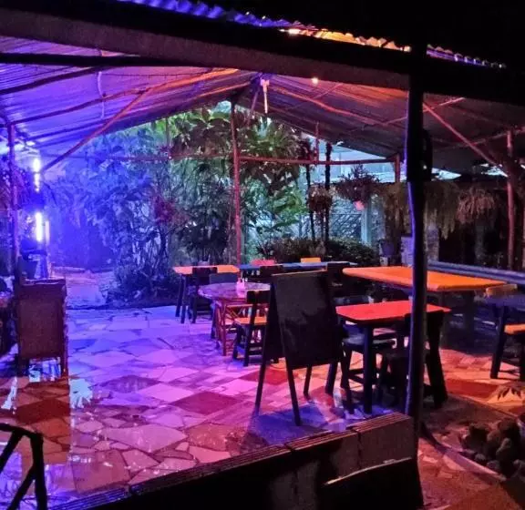 ペンション Posadamanduka Eco Hostel