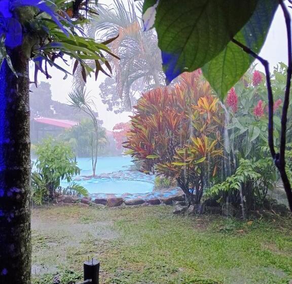 Пансион Posadamanduka Eco Hostel