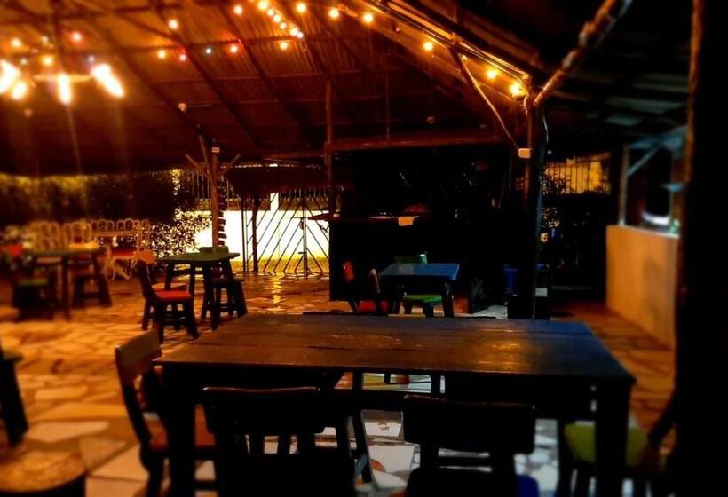 Пансион Posadamanduka Eco Hostel