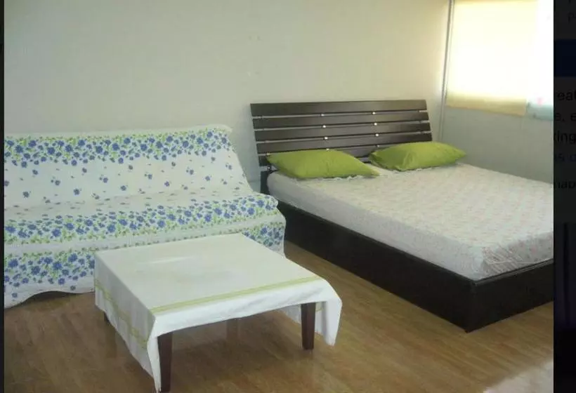 Majatalo Room In Bb Poppular Palace Don Mueang Bangkok Triple Room