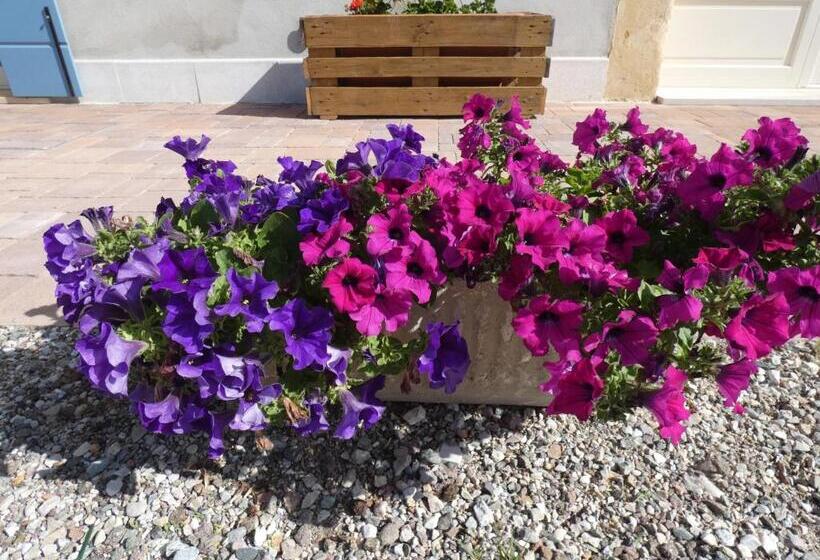 ホテル Agriturismo Il Fontanile