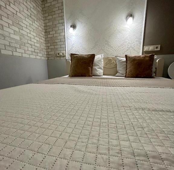 فندق Budget Family