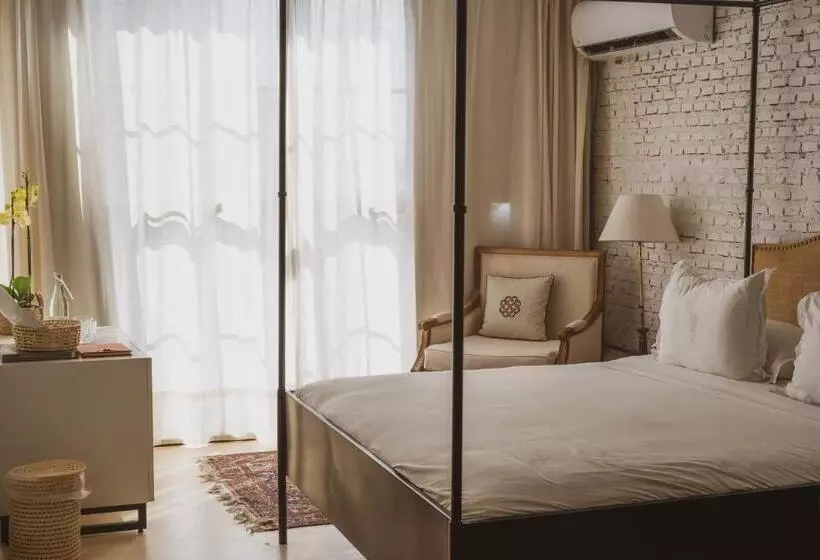 هتل Casa Del Val  Villa Maria