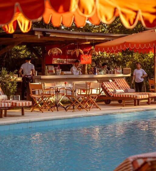 هتل Casa Del Val  Villa Maria