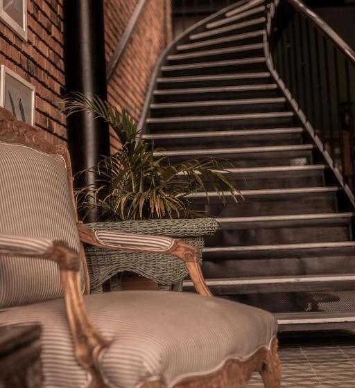 هتل Casa Del Val  Villa Maria