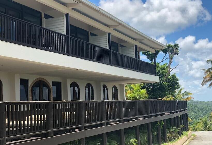 هتل Mountain And Ocean View Lodge