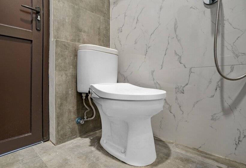 בית מלון כפרי Oyo 90164 La Rissa Residence