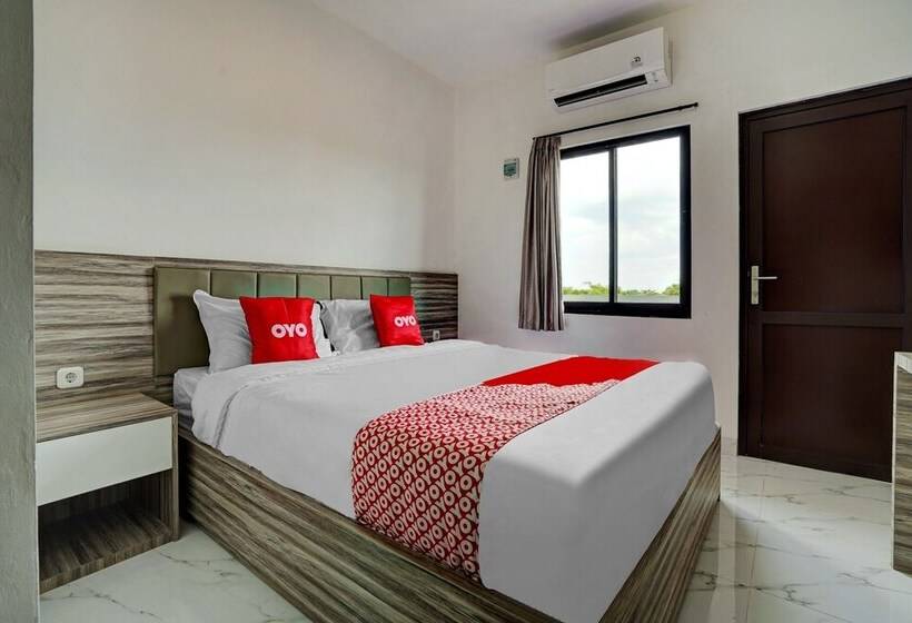 בית מלון כפרי Oyo 90164 La Rissa Residence