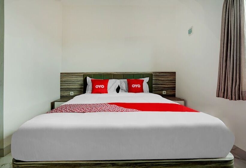 בית מלון כפרי Oyo 90164 La Rissa Residence