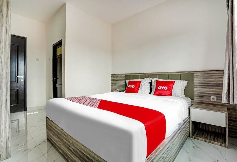 בית מלון כפרי Oyo 90164 La Rissa Residence