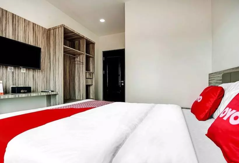 Hotelli Oyo 90164 La Rissa Residence