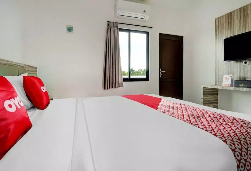 Hotelli Oyo 90164 La Rissa Residence