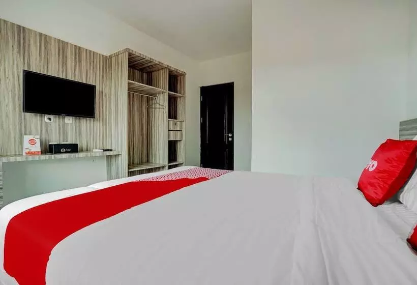 Hotelli Oyo 90164 La Rissa Residence