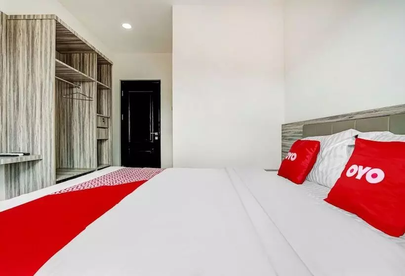 Hotelli Oyo 90164 La Rissa Residence