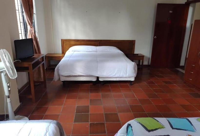 هتل San Gil Campestre