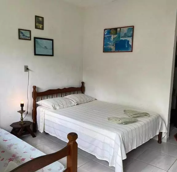 ペンション Araribé Pousada