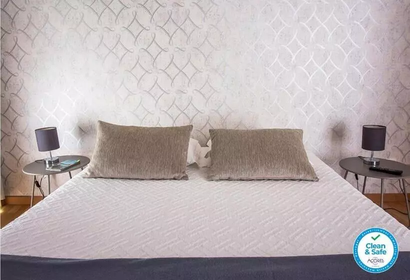 پانسیون Central House