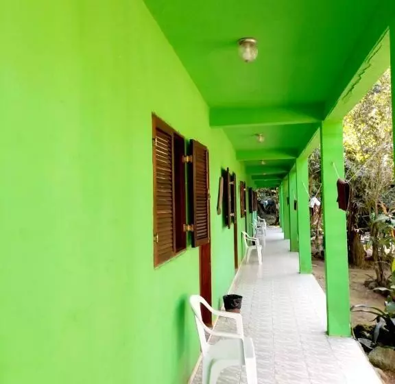 ペンション Pousada Jambo