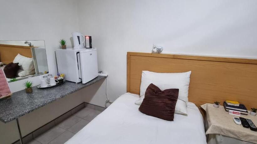 Fouriestreet 199 Bed And Breakfast