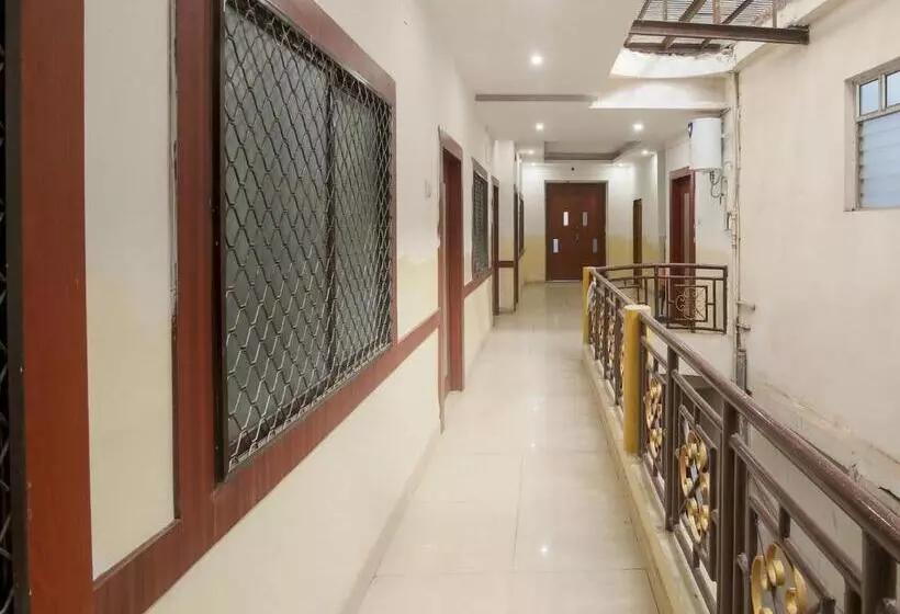 Hotel O Aloka
