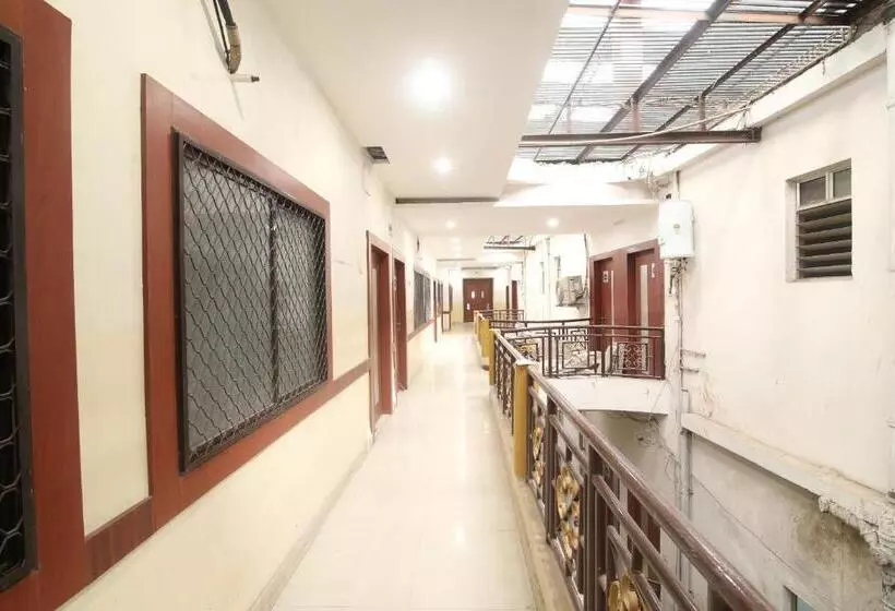 Hotel O Aloka