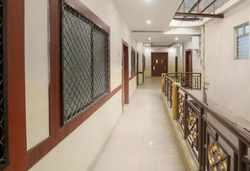 Hotel O Aloka