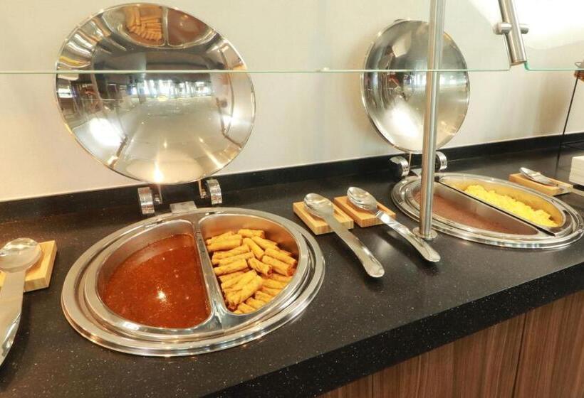 فندق City Express By Marriott Monterrey Universidad