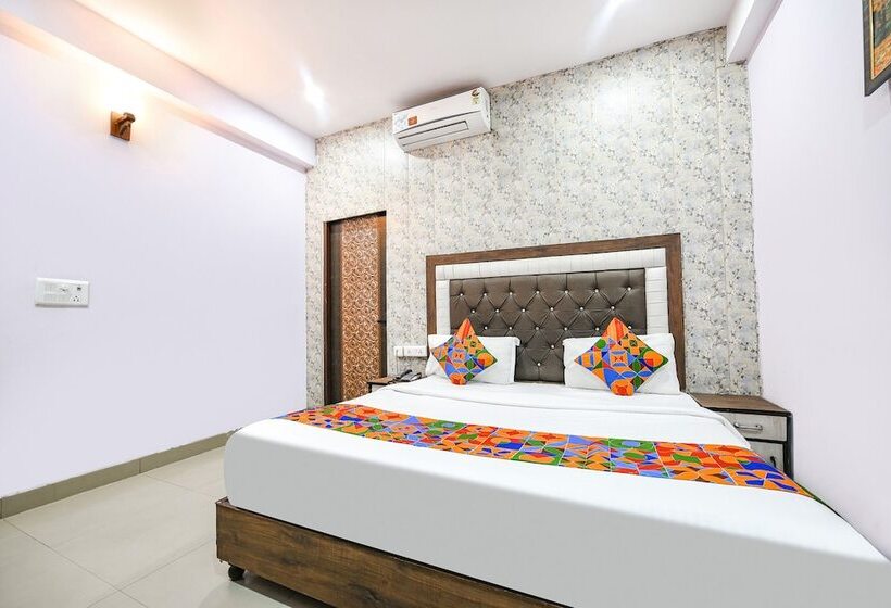 호텔 Fabexpress Golden Stone