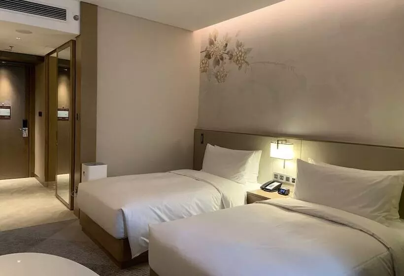 ホテル Hilton Garden Inn Changzhou Jintan