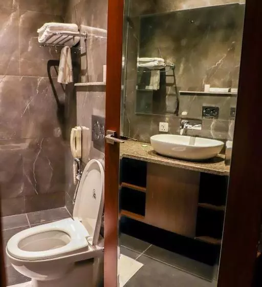 Hotel Justa Palampur Resort & Convention Centre