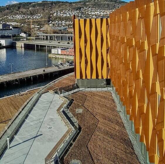 ホテル Moxy Bergen