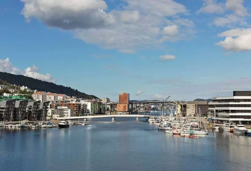 Hotelli Moxy Bergen