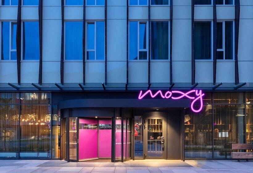 ホテル Moxy Bergen