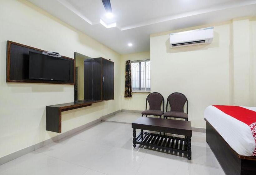 בית מלון כפרי Durga Bhavani Residency