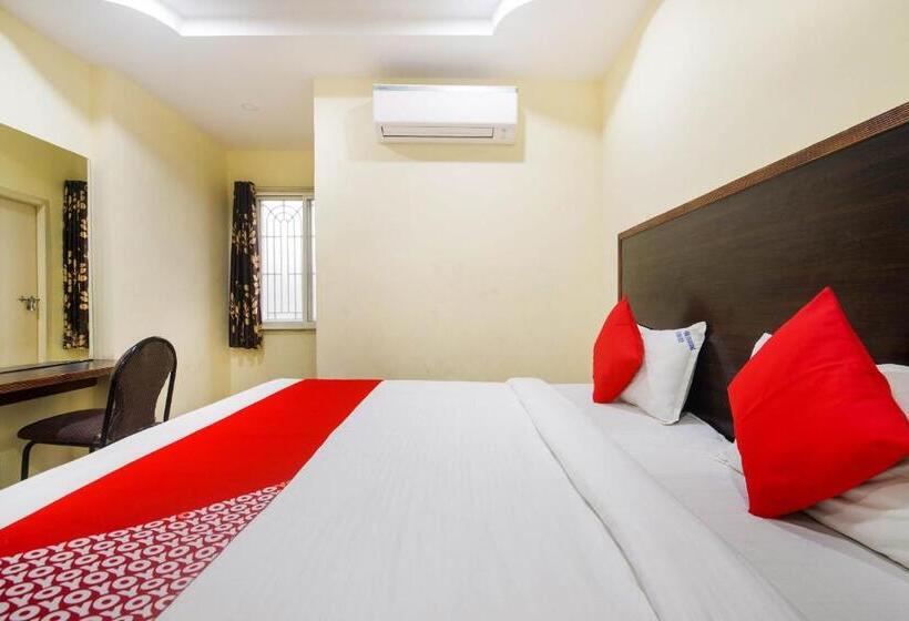 בית מלון כפרי Durga Bhavani Residency