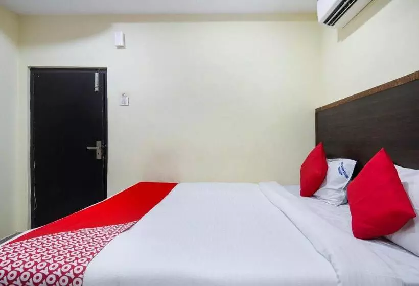 ホテル Durga Bhavani Residency