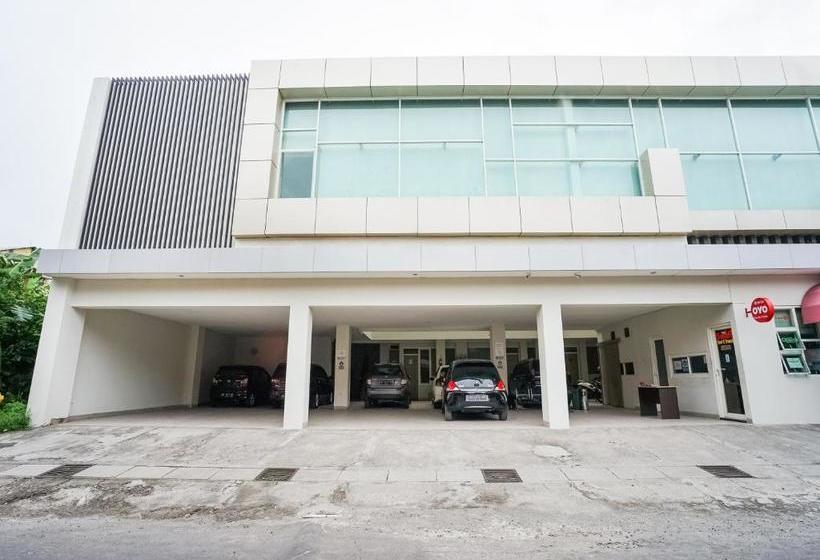 فندق Oyo 90134 Santika Fidela