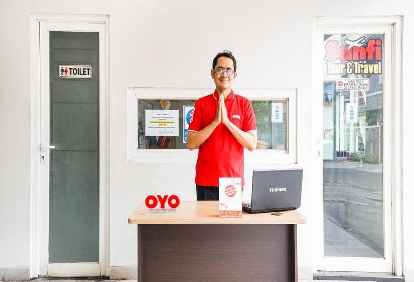 فندق Oyo 90134 Santika Fidela