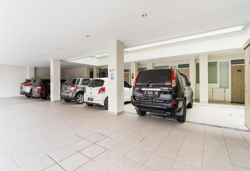 فندق Oyo 90134 Santika Fidela