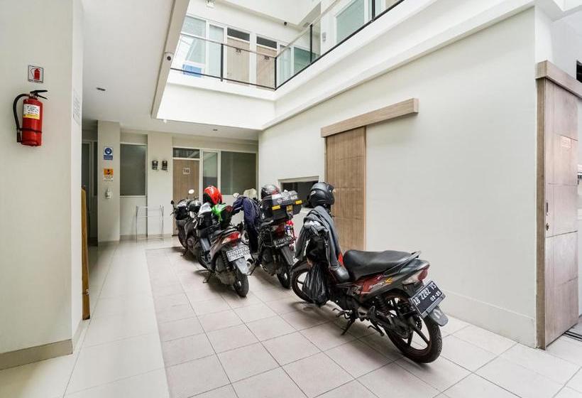 فندق Oyo 90134 Santika Fidela