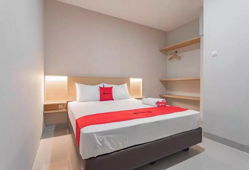 Hotelli Reddoorz Plus @ Karapitan Street