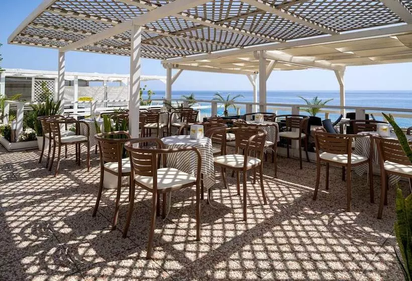 ホテル Rivage Taormina