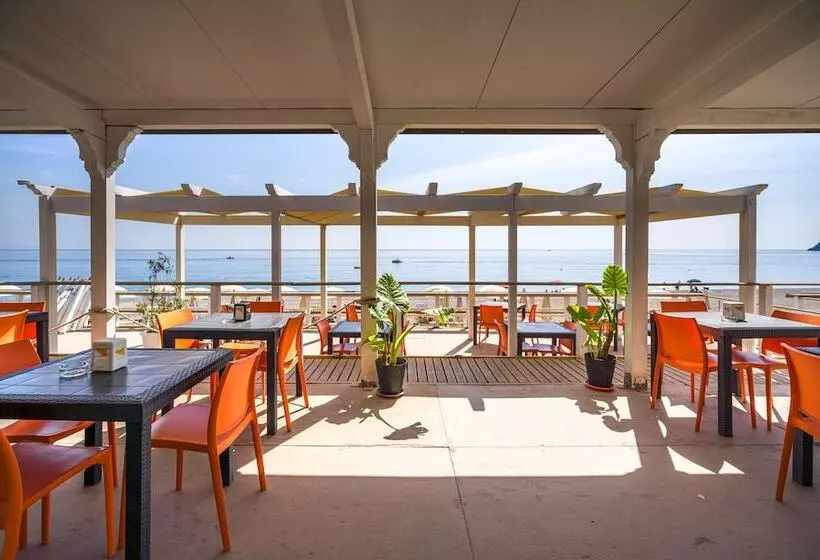 ホテル Rivage Taormina