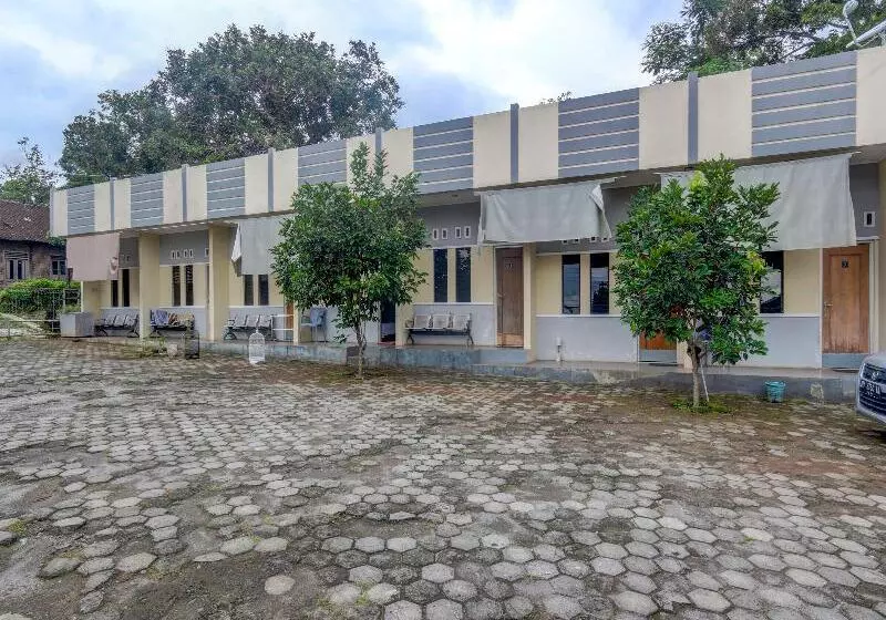 ホテル Spot On 90159 Puri Asoka Guest House