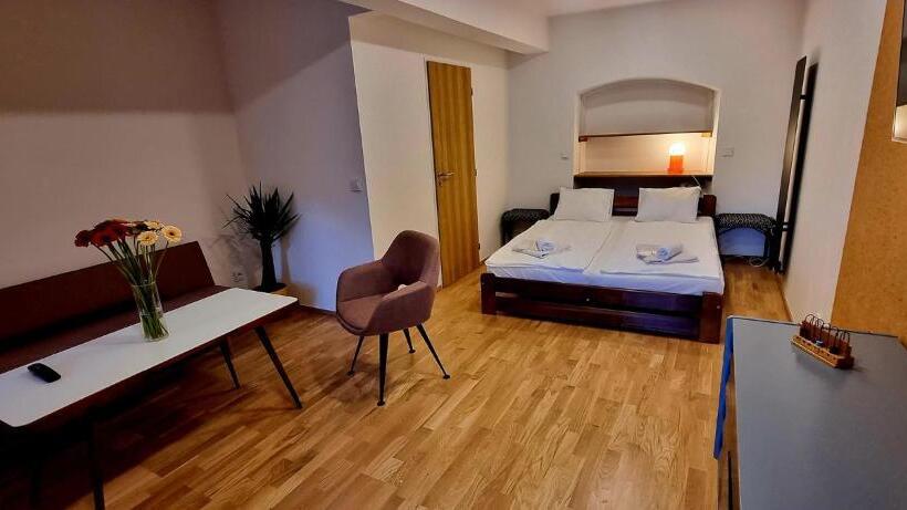 Pensjonat Konšelský šenk Domažlice