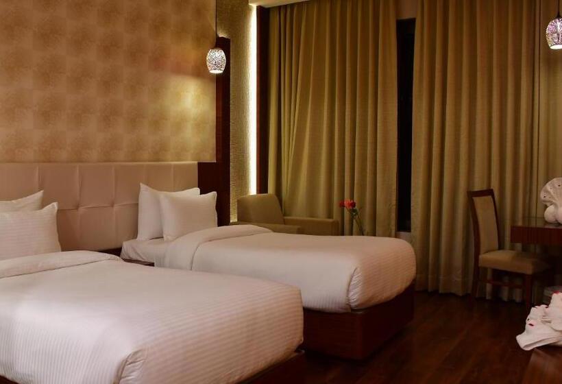 Pristine Hotel, Varanasi